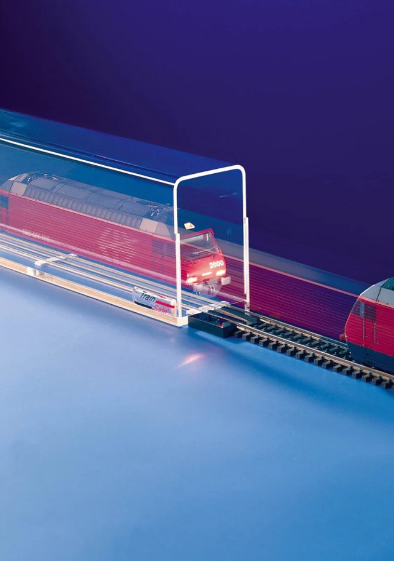2mm Clear Acrylic (Perspex) Sheeting - Extruded - Image 4